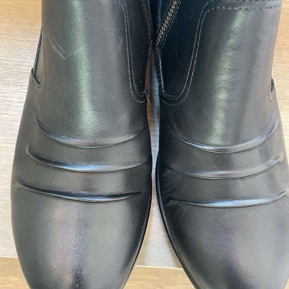 Aetrex Kailey Ankle Bootie in WIDE Width in Black *Brand New In Box* - Picture 6 of 10